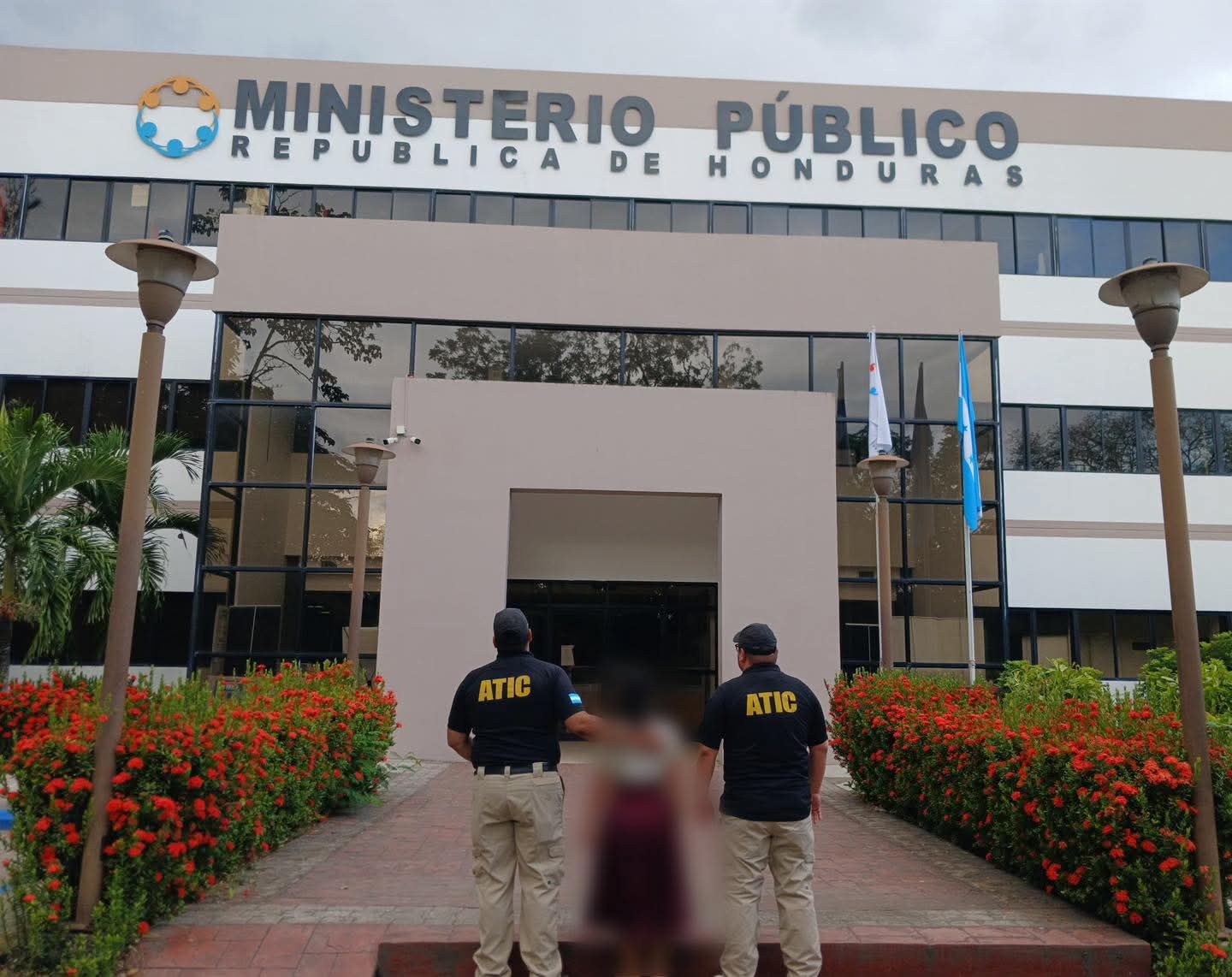 ATIC rescata a menor engañada por presunto abusador en redes sociales 

 